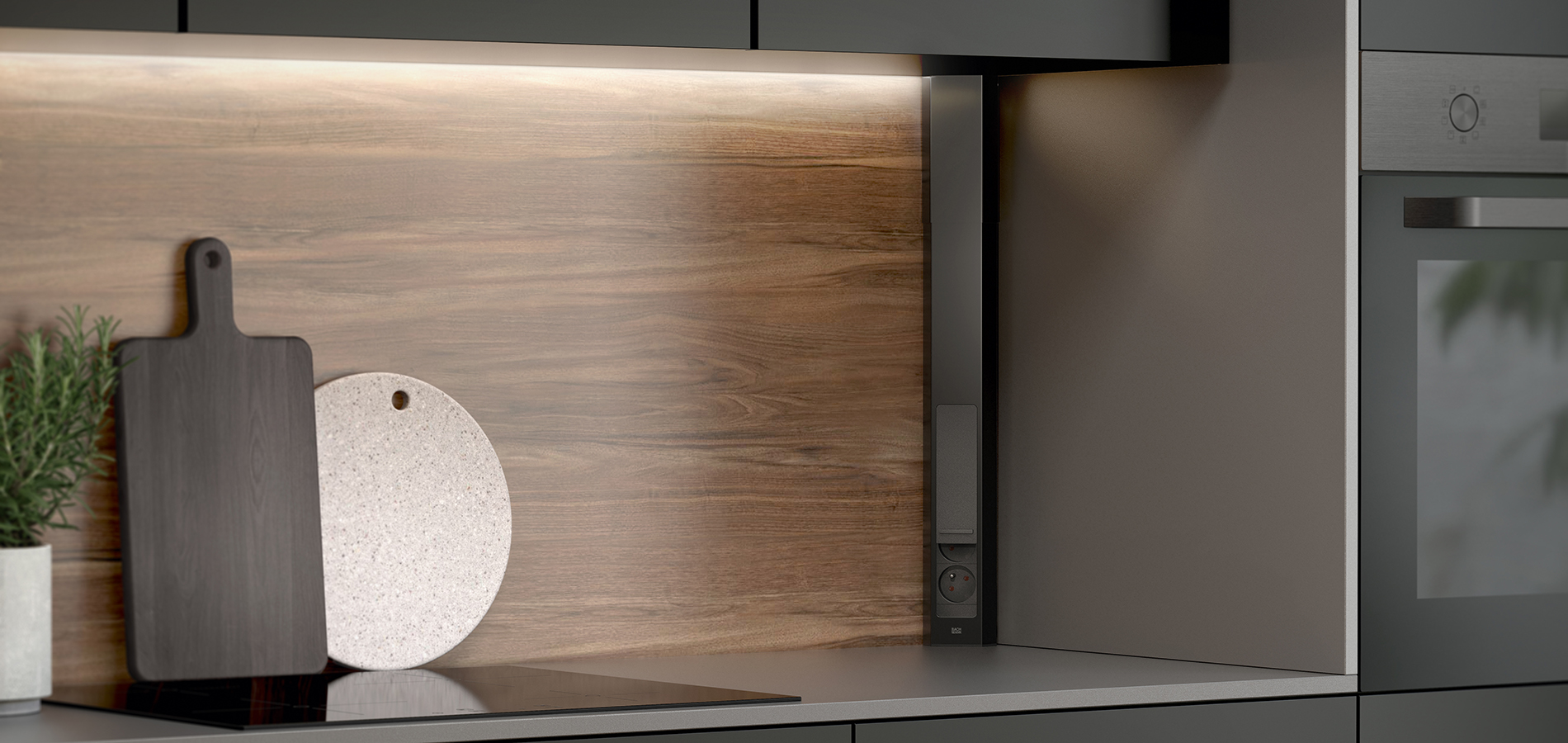 BACHMANN_CASIA2_schwarz_UTE