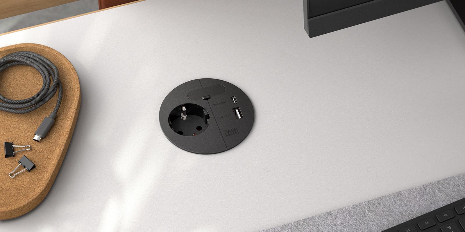 BACHMANN-LOOP_IN_Charge_Bildergalerie_black