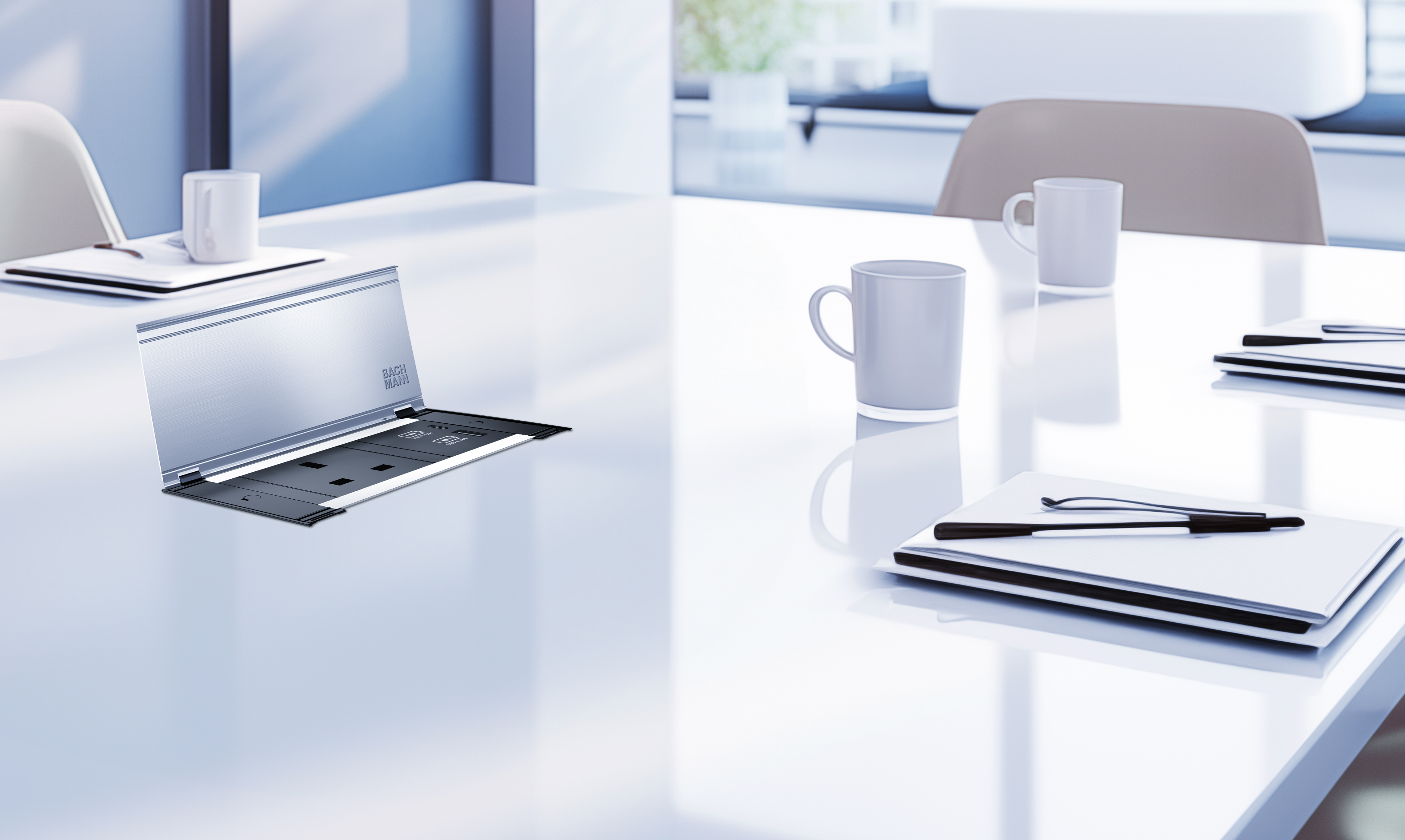 BACHMANN_KAPSA_2way_1xUK_USB_A+C_Aluminum_ConferenceRm