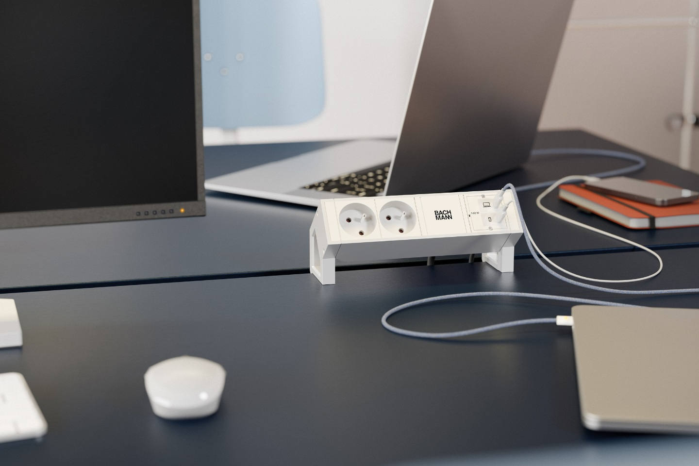 140 Watt CM_Website_Slider 1